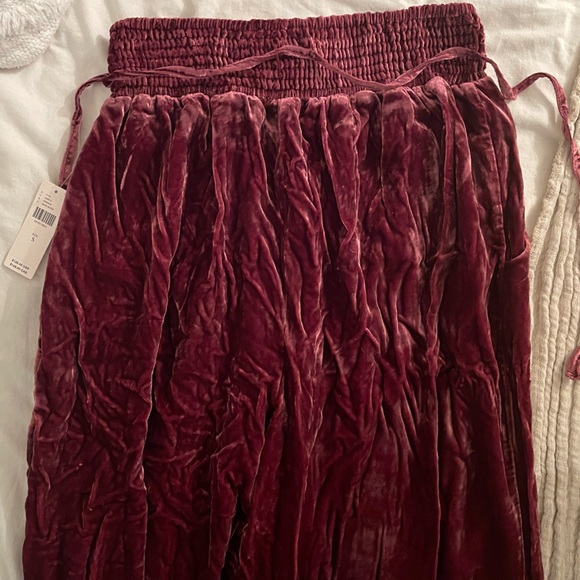 Anthropologie velvet - brand new! Great for holidays! - Picture 3 of 3